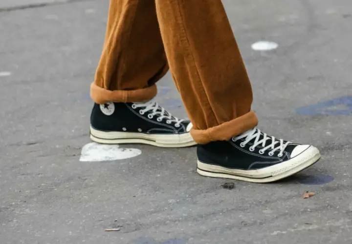 Converse: Jak dobrać rozmiar? Sprawdź kluczowe zasady i uniknij błędu